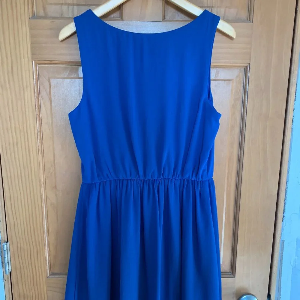 Simple Blue Dress - Picture 3 of 4